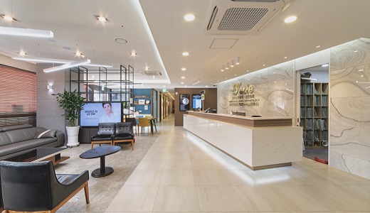 九月洞オラクル皮膚科